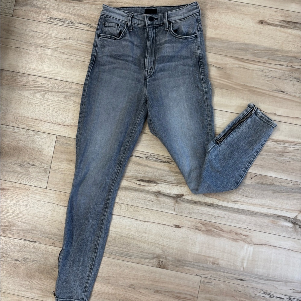 MOTHER Gray The Swooner Ankle Zip Skinny Jeans with Signature Stitching - Picture 3 of 7